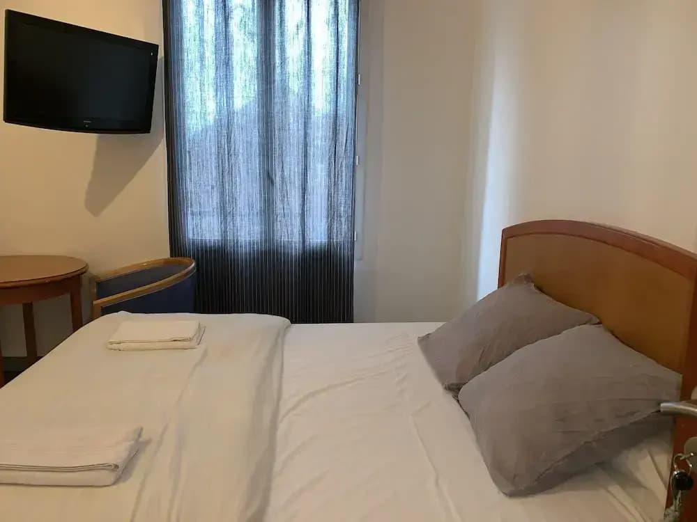 Mondial Hotel - Miniature 6