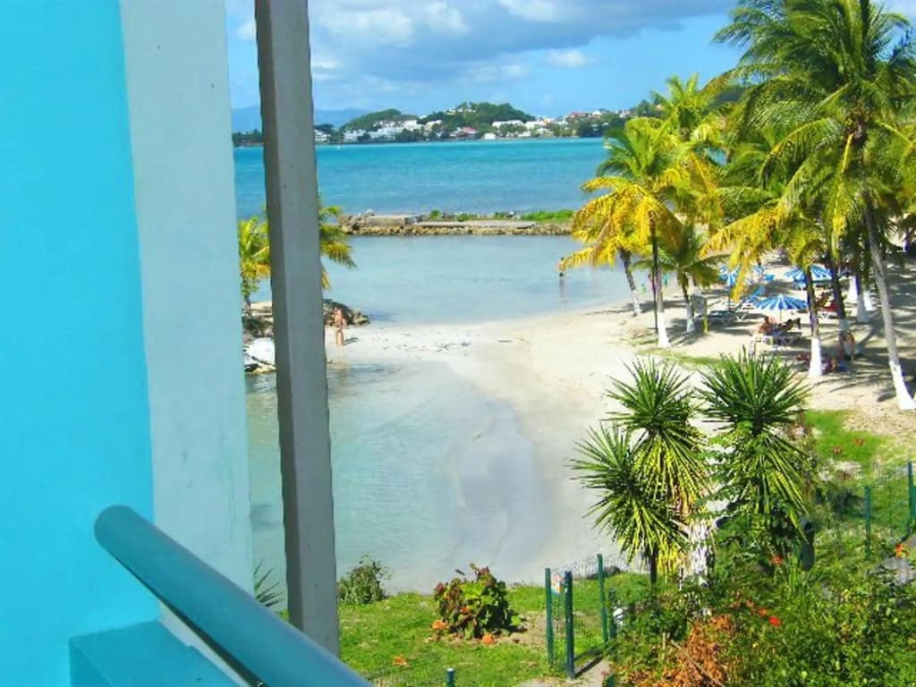 Studio a Le Gosier a 30 m de la plage avec vue sur la mer balcon amenage et wifi - Photo 4