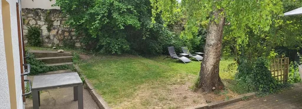 Grande et petite maison sur 360m2 de jardin clos sans vis à vis - Miniature 6