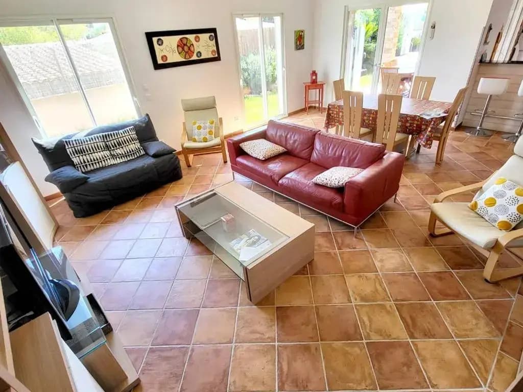 Villa Six-Fours-les-Plages, 5 pièces, 9 personnes - FR-1-316-39 - Photo 1