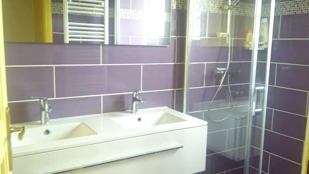 House With 2 Bedrooms in Eymet, With Enclosed Garden - Miniature 7