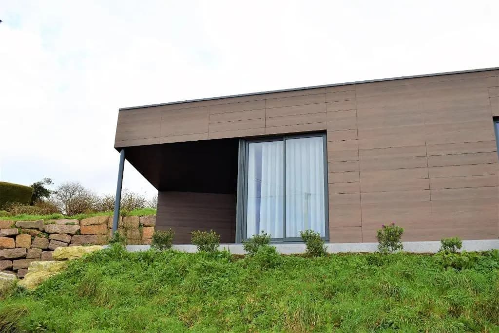 Maison neuve de plain-pied avec WIFI classée 3 étoiles à Trégastel Ref 465 - Miniature 8
