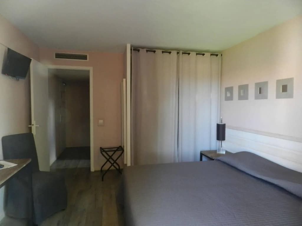 Hôtel l'Orangeraie - Photo 2