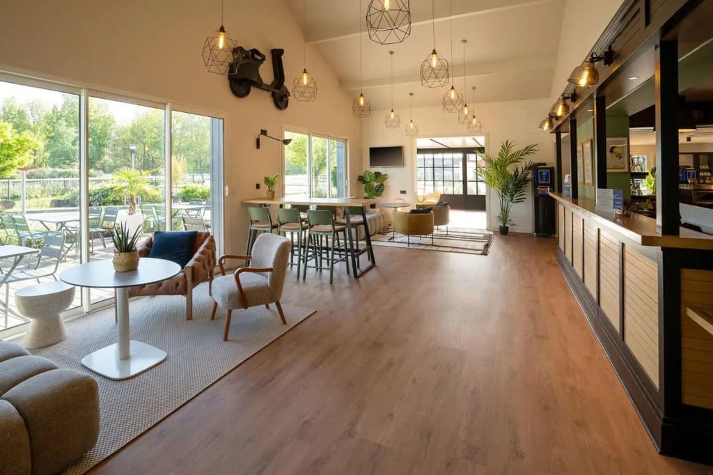 Best Western Bourgoin Jallieu - Miniature 8