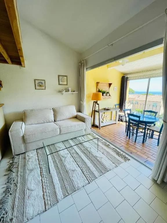 Bel appartement avec mezzanine, vue mer et piscine - Photo 4