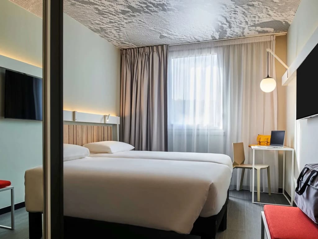 Ibis Montlhery Paris Sud - Photo 3