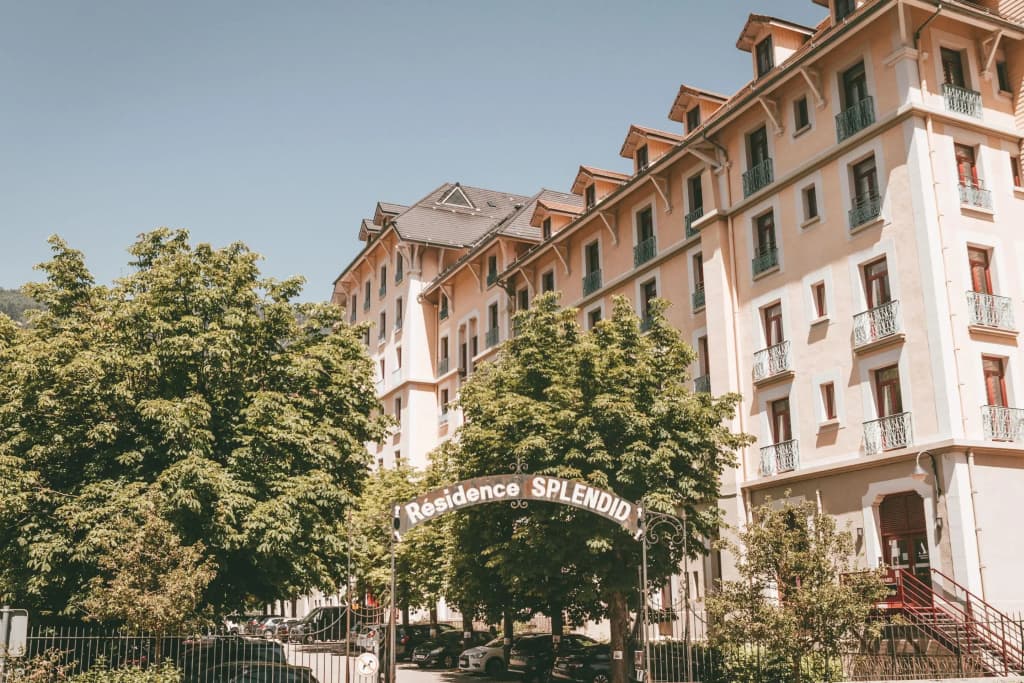 Terres de France - Appart'Hôtel Le Splendid - Photo 1