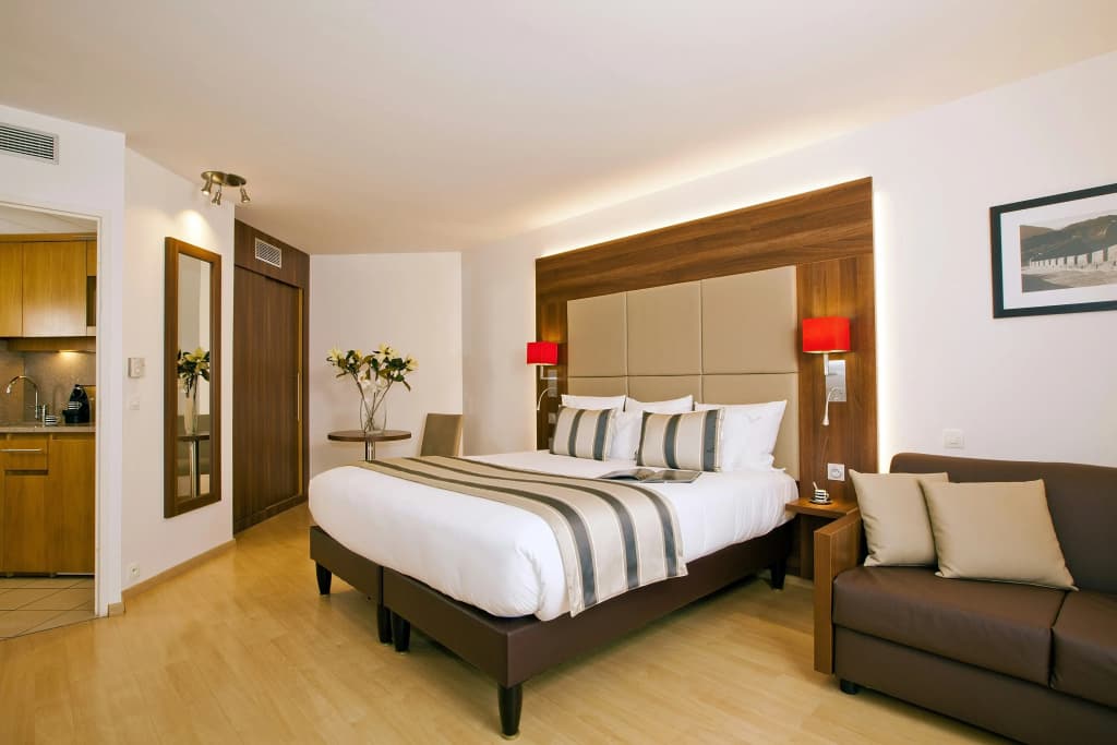 Residhome Apparthotel Paris Massy - Miniature 7