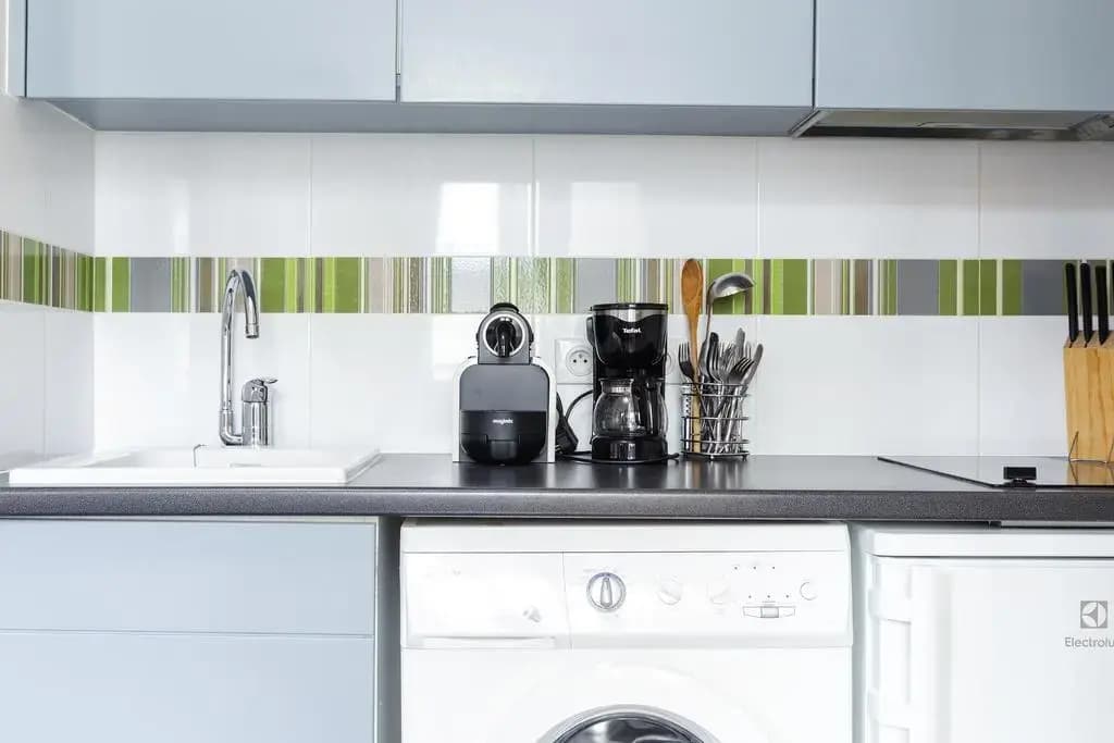 Appartement Blanc et Gris - Photo 1