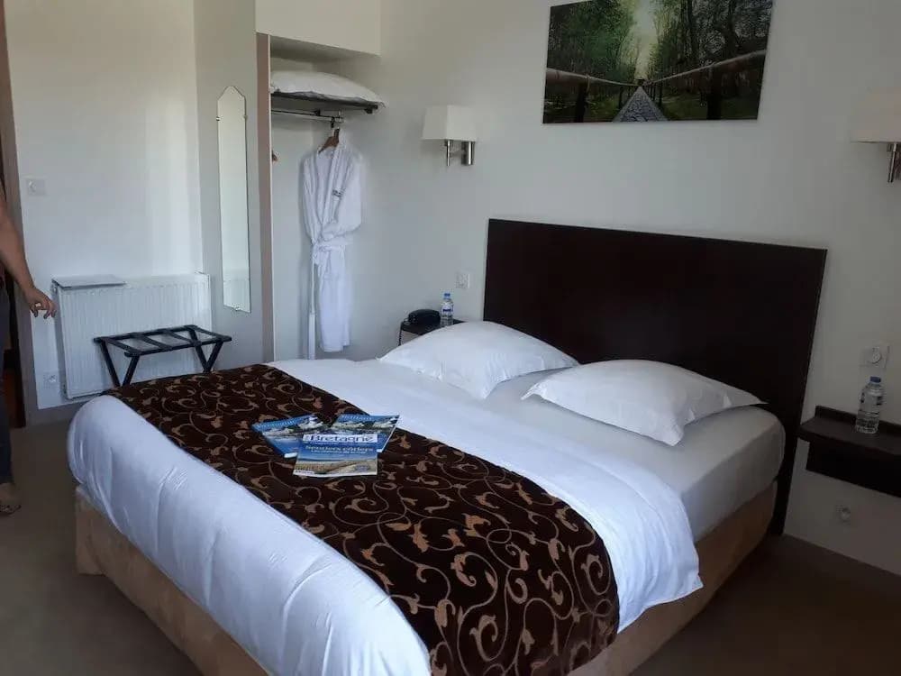 Hôtel Le Bellevue - Photo 4
