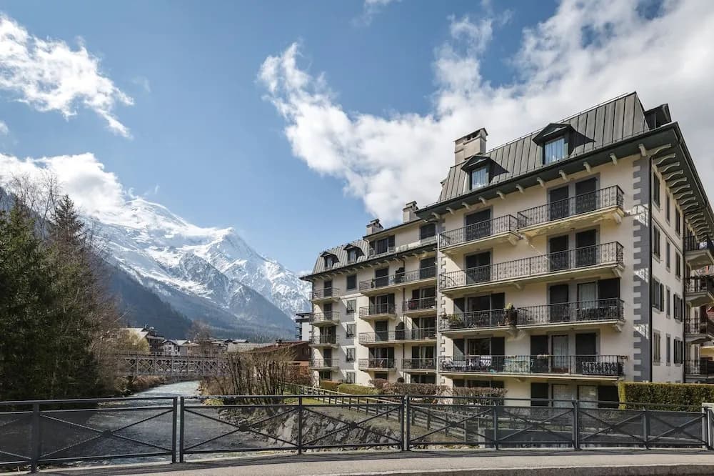 Les Terrasses Spacious Central 3 Bedroom Apartment - Photo 5
