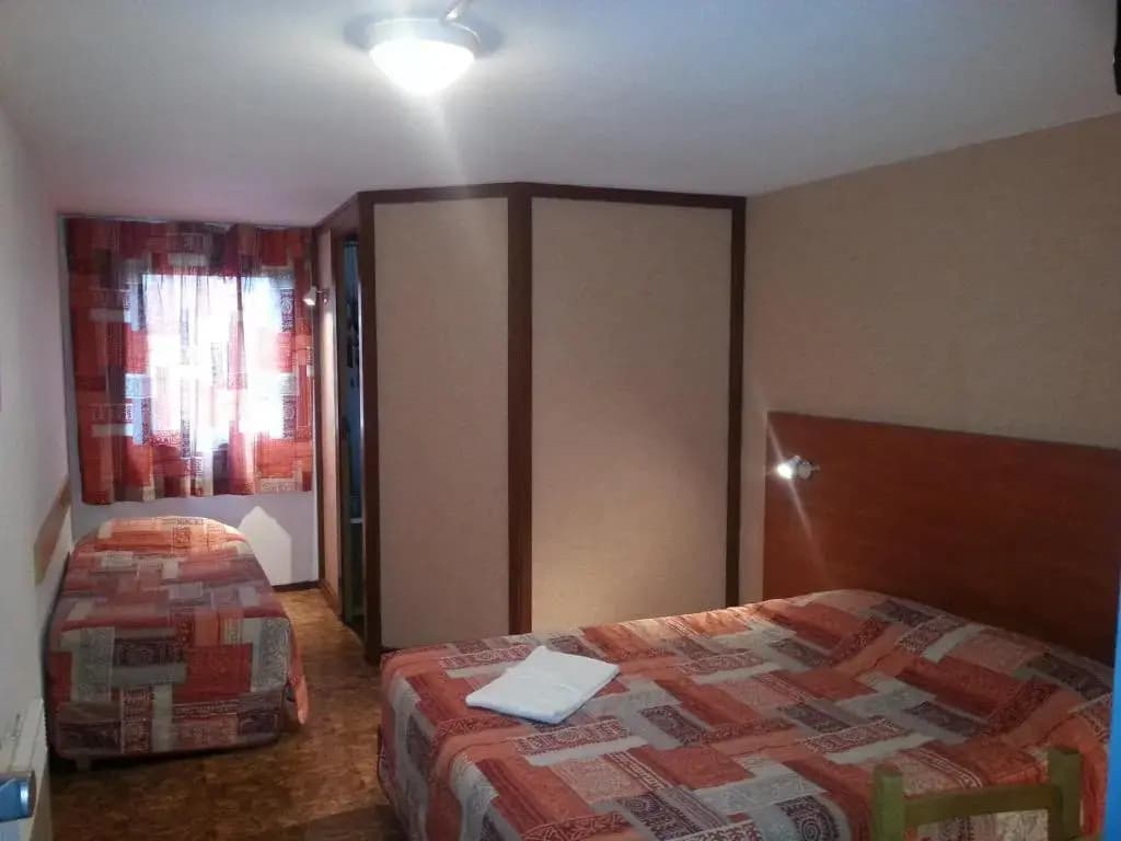 Hotel Le Pressoir - Auxerre Appoigny - Photo 3