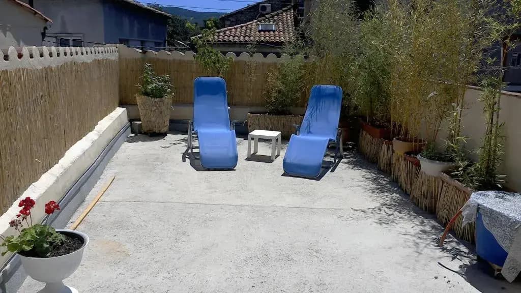 T2 dans maison de village - Photo 4