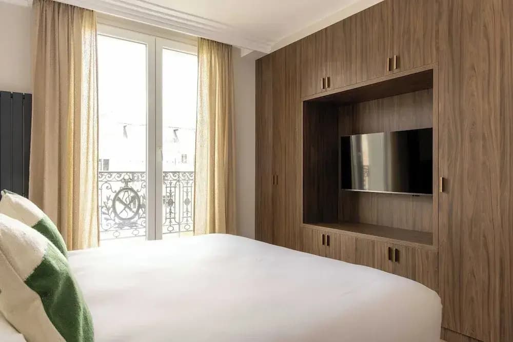 Apartment for 8 People in Grenelle - Photo 5