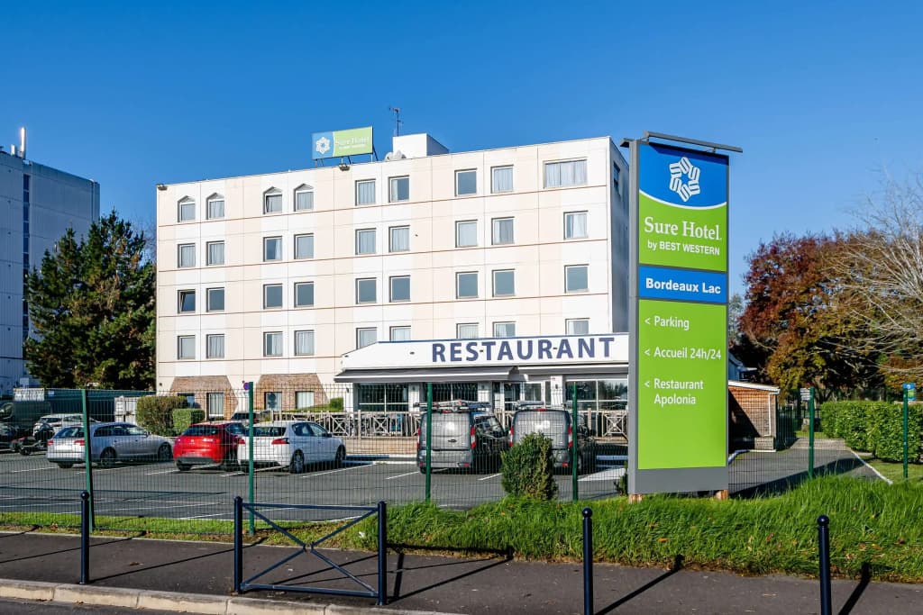Sure Hotel by Best Western Bordeaux Lac - Photo 1