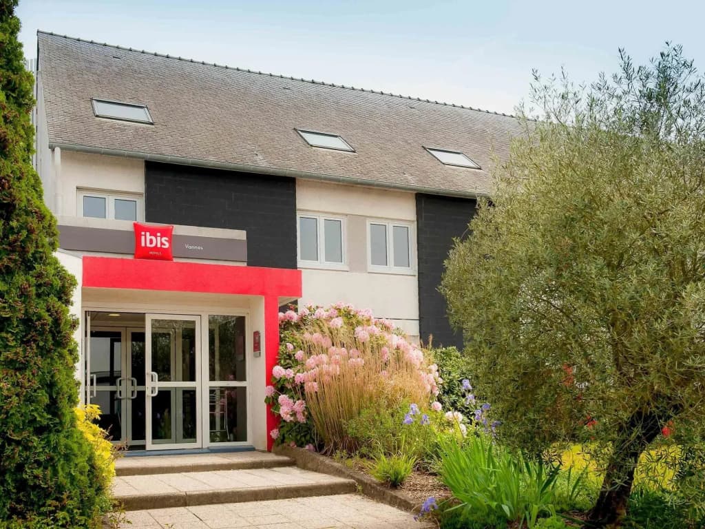 Hotel ibis Vannes - Photo 1