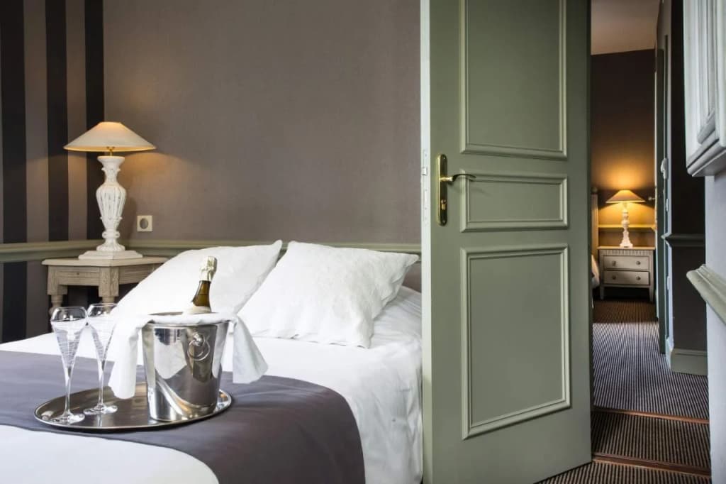 Hôtel Helvie - Miniature 6
