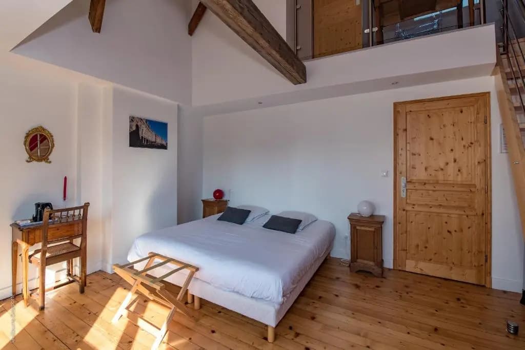 Les cls des places Chambres dHtes de charme - Photo 1