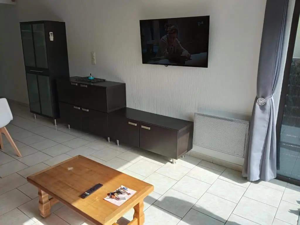 Aigues-Mortes - Agreable T.2 - (+ de 40m² ) - Photo 1