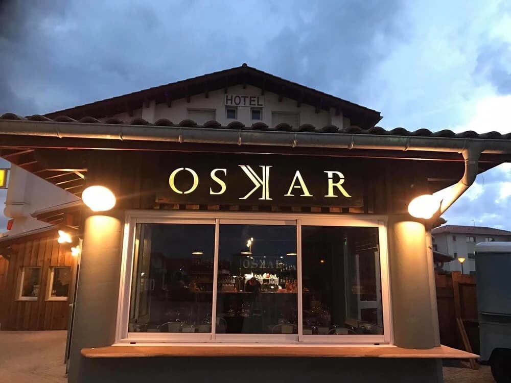 Oskar - Photo 1