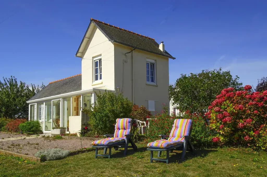 Holiday Home in Pleneuf Near Sandy Beaches - Photo 3