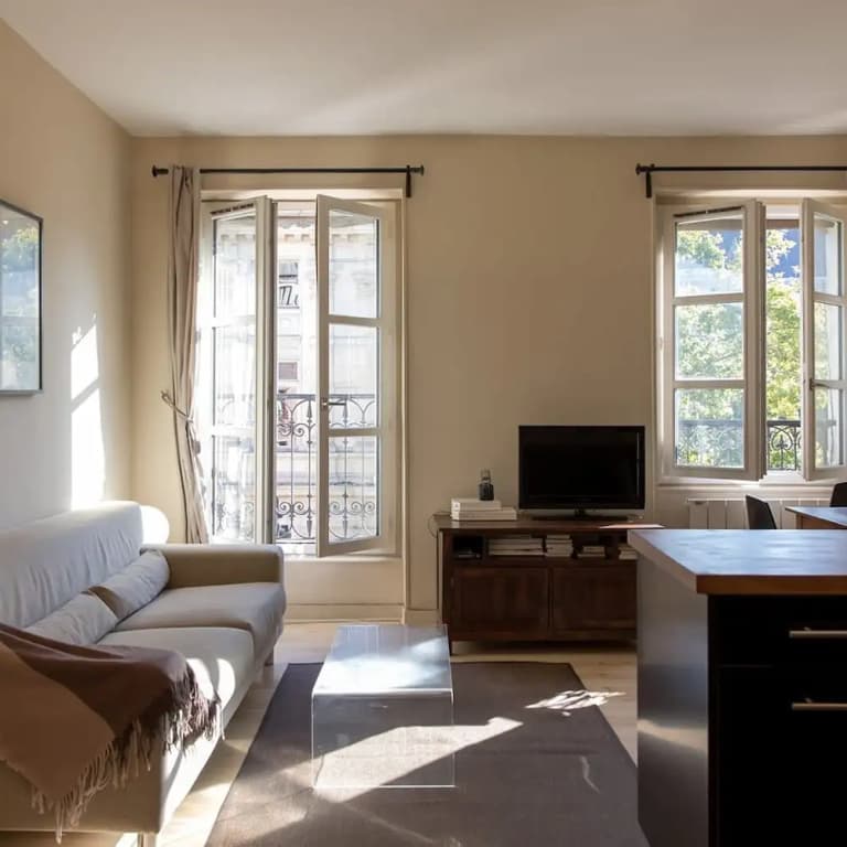 Rivoli Market I Comfortable 1 Bed Apt Near Hotel de Ville - Photo 3