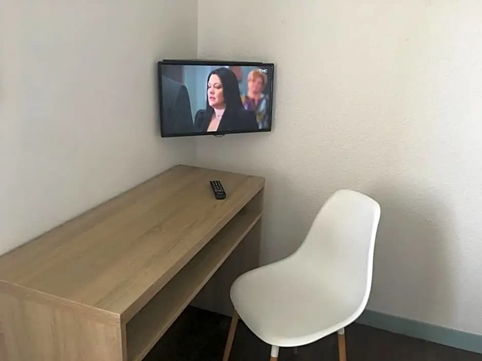 Hotel Motelia - Photo 4
