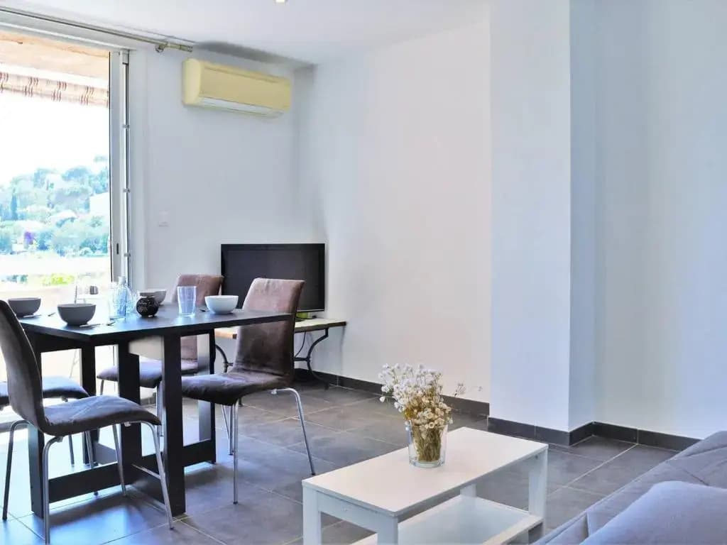 Appartement Bormes-les-Mimosas, 2 pièces, 4 personnes - FR-1-251-395 - Miniature 6