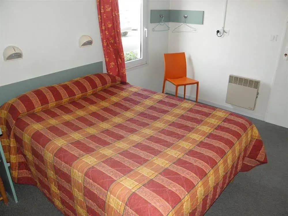 Fasthotel Tours Sud - Photo 4