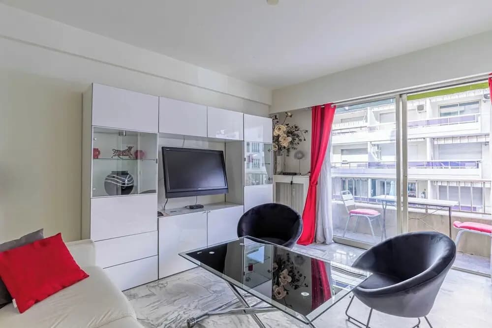 Cozy Studio in the Heart of Cannes - Near sea - Miniature 8