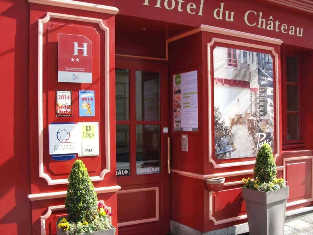 Hotel du Chateau - Photo 1