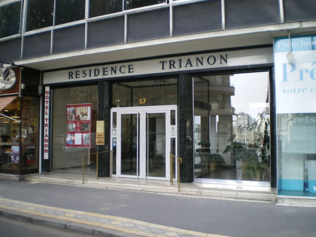 Hôtel Trianon - Photo 1
