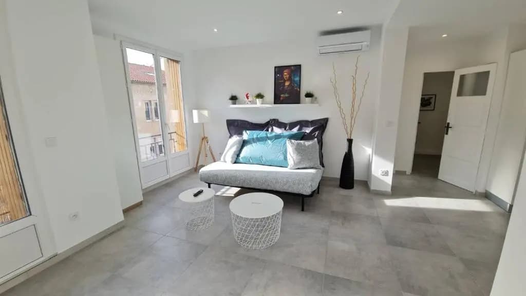 Maxbnb - T2 Balcon 50m2 - Climatise - Ouest - - Photo 2