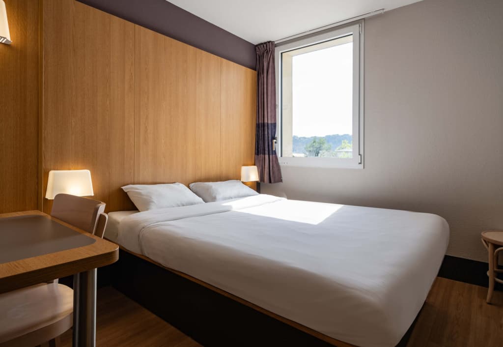 B&B HOTEL Aubenas - Photo 2