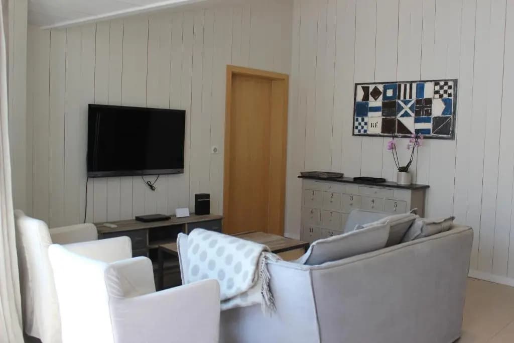 Mv Lodge - Photo 4
