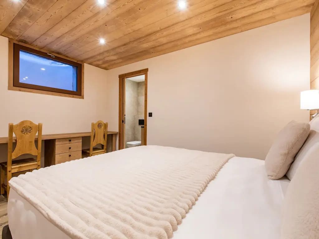 Luxurious Chalet in the Heart of Vanoise - Photo 4