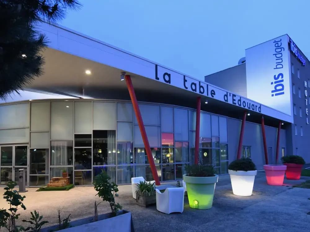 ibis budget Nantes Rezé Aéroport - Photo 1