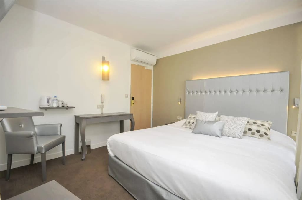 NYX Hotel - Photo 3
