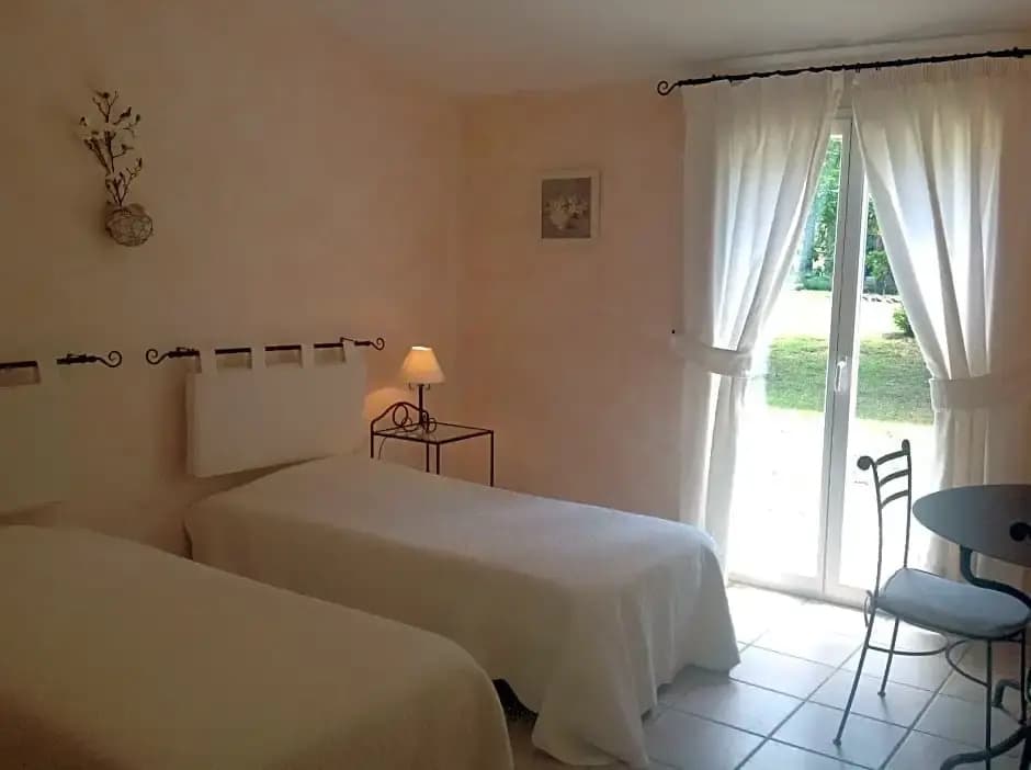 Le Clos des Cigales - Photo 3