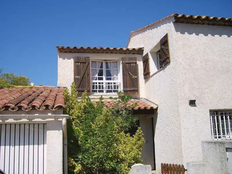 Les Troenes - Photo 1