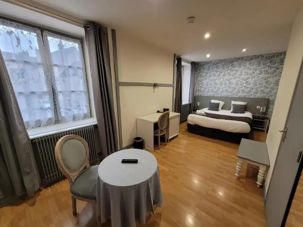 Hôtel de l'Ecu - Photo 3