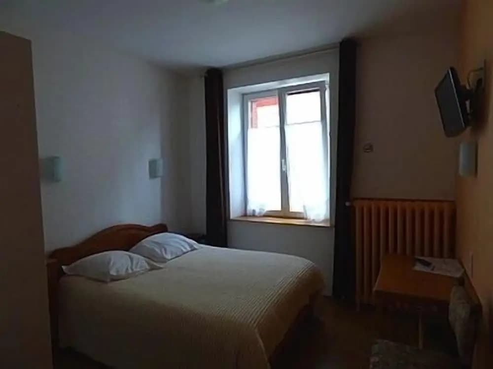 Hôtel du Commerce - Photo 2