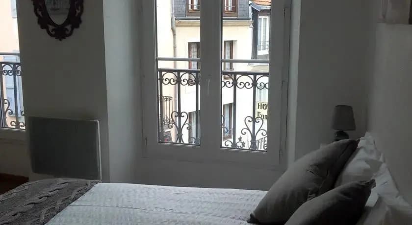Juniper's Holiday Apartments - Photo 3
