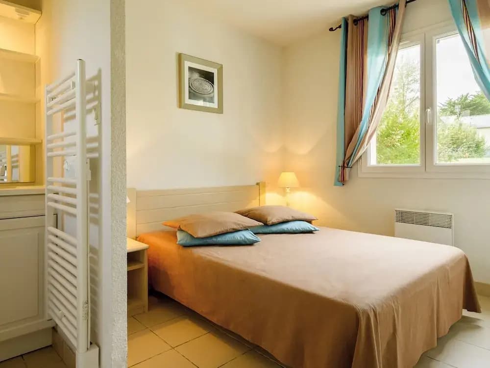 Pleasant Breton Holiday Home Near the bay of Douarnenez - Miniature 6