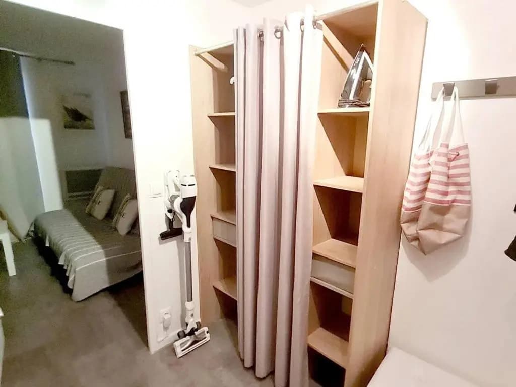 Appartement Six-Fours-les-Plages, 2 pièces, 4 personnes - FR-1-316-274 - Photo 2