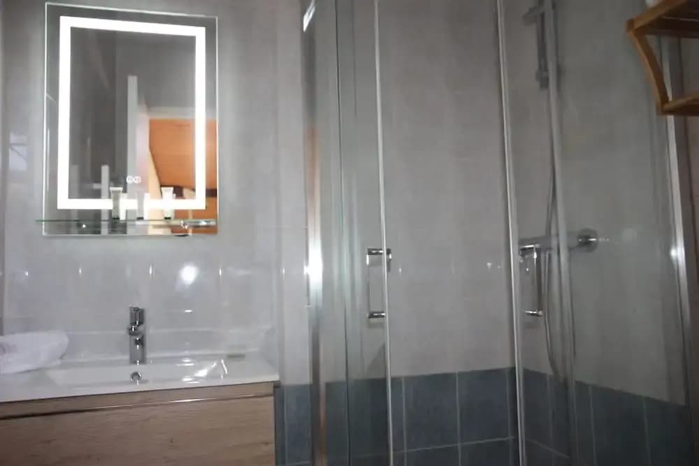 Appartement RIOM - Miniature 6