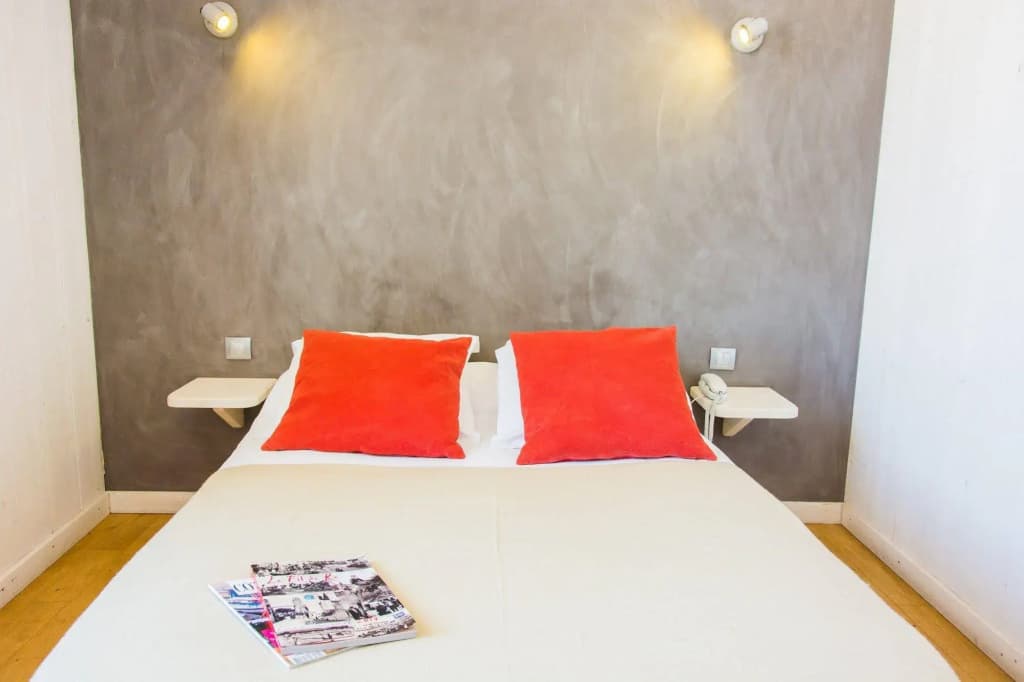 Hôtel Le Clocher - Photo 3