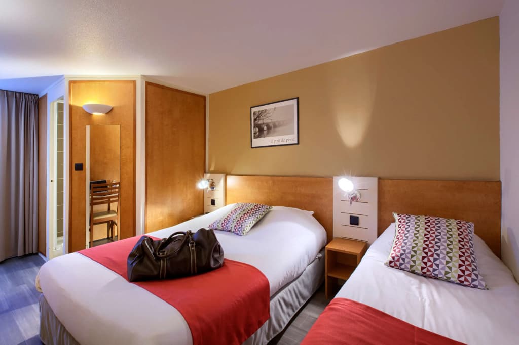 Hôtel Kyriad Libourne - Saint Emilion - Photo 3