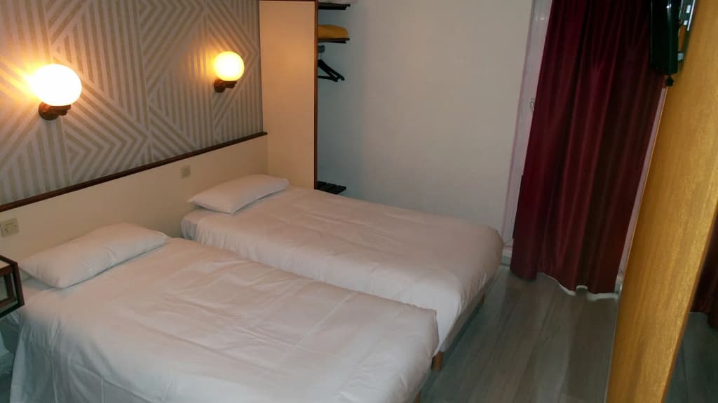 Hotel Crocus Caen Memorial - Photo 5