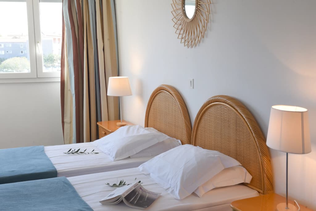 Hotel Le Tilbury - Photo 4